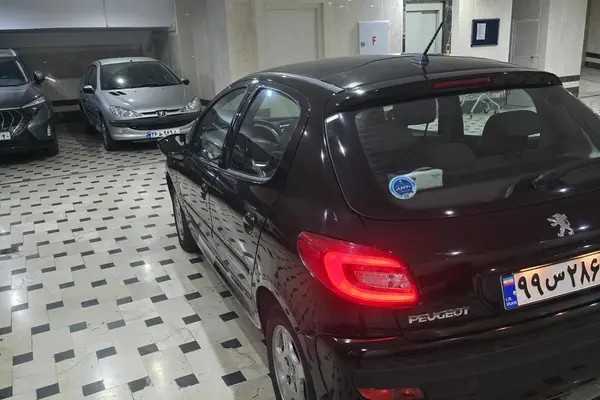 پژو، 207