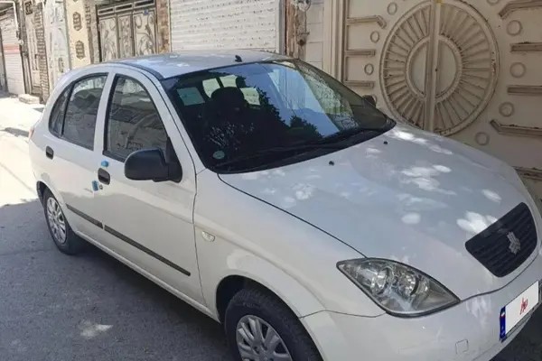 تیبا، هاچ بک