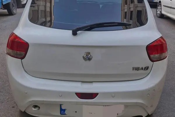 تیبا، هاچ بک