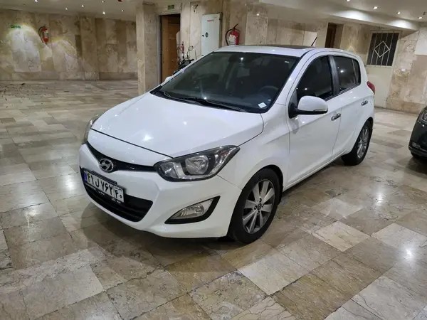 هیوندای، i20