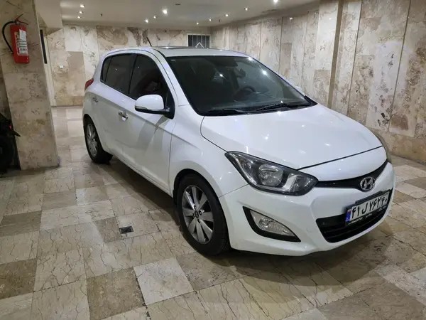 هیوندای، i20