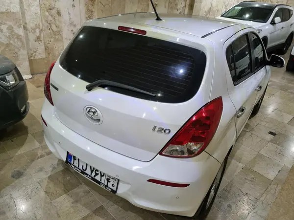 هیوندای، i20