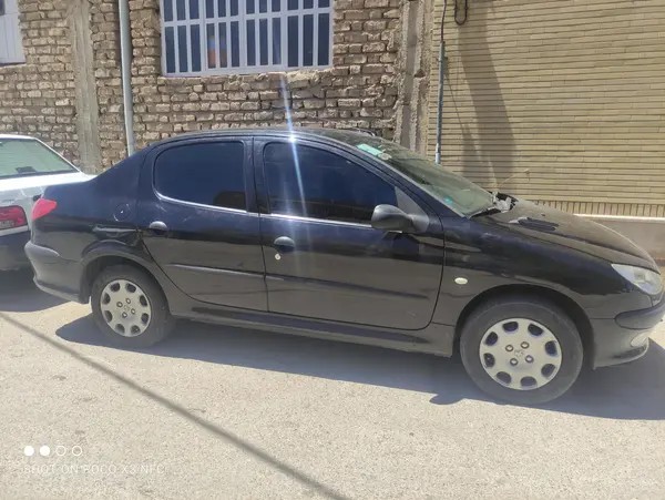 پژو، 206