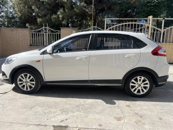 ام وی ام، 315هاچ بک