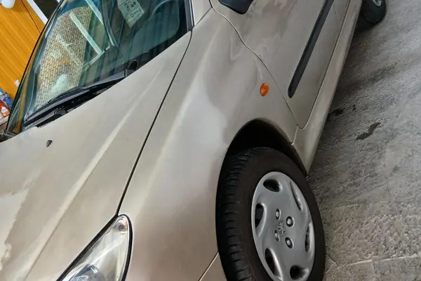 پژو، 206