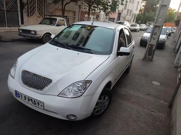 تیبا، هاچ بک