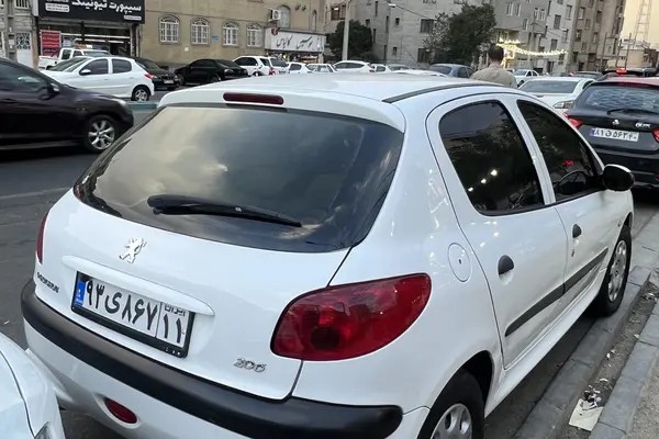 پژو، 206