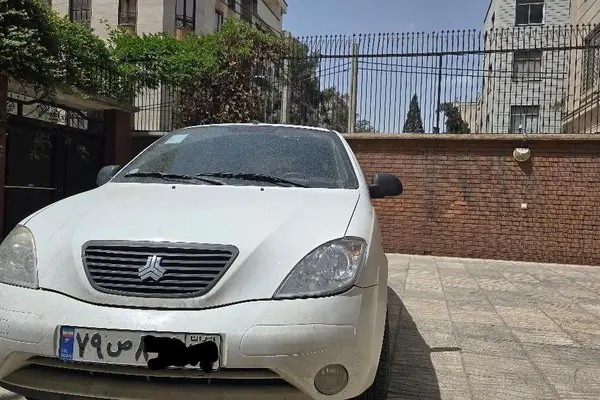 تیبا، هاچ بک