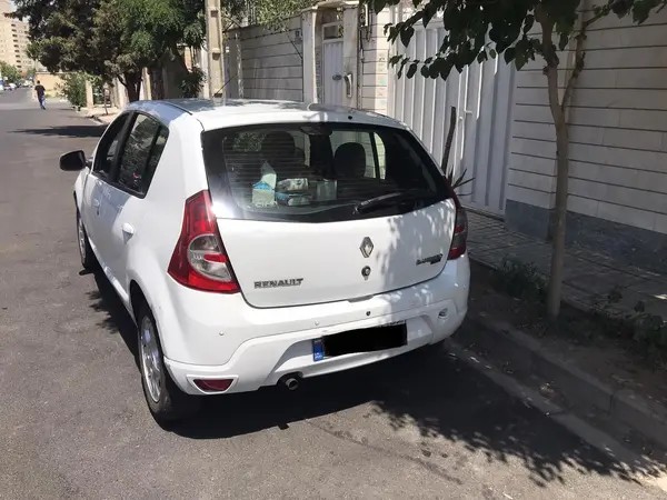 رنو، ساندرو