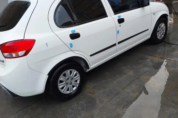 تیبا، هاچ بک