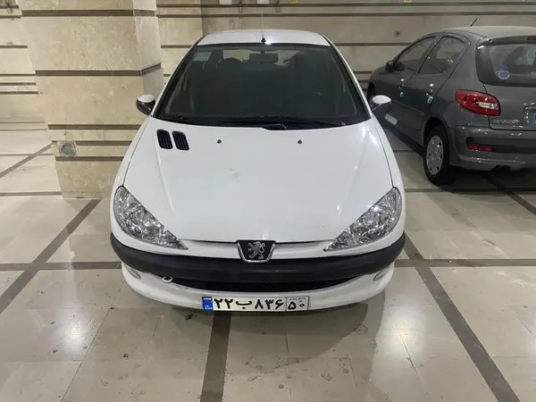 پژو، 206