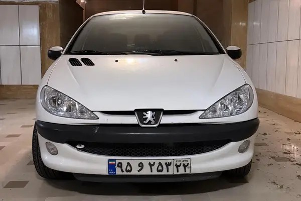 پژو، 206