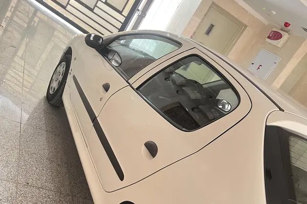 پژو، 206
