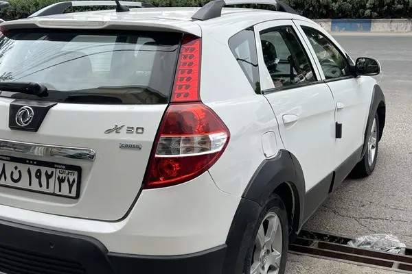 دانگ فنگ، H30 کراس