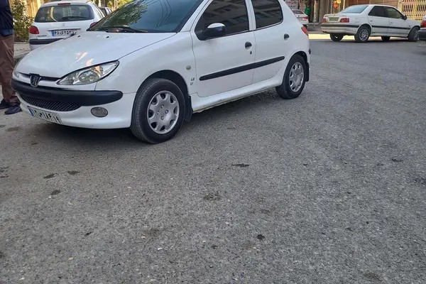 پژو، 206