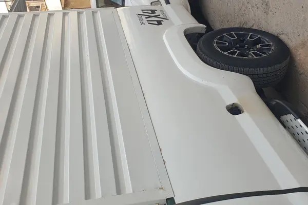 آمیکو، تک کابین آراز