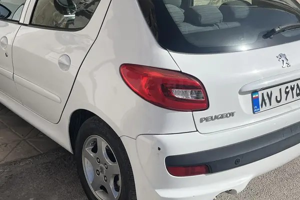 پژو، 207