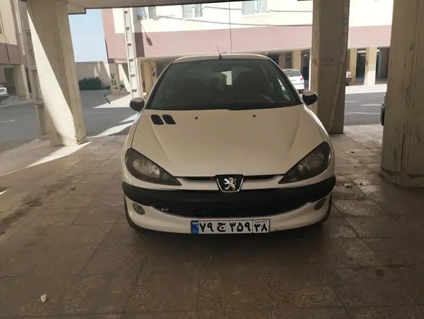 پژو، 206