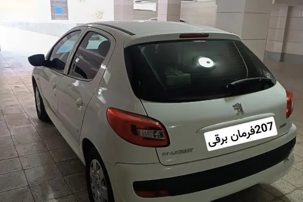 پژو، 207