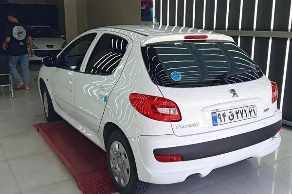 پژو، 207