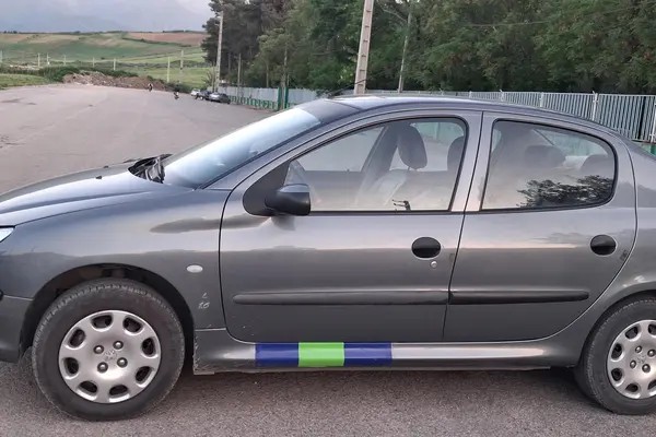 پژو، 206