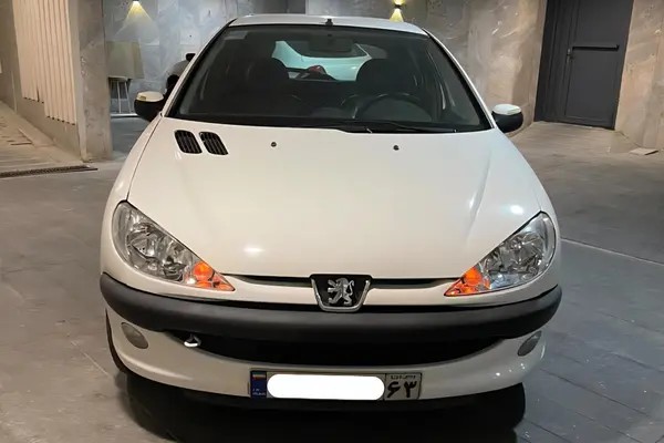 پژو، 206