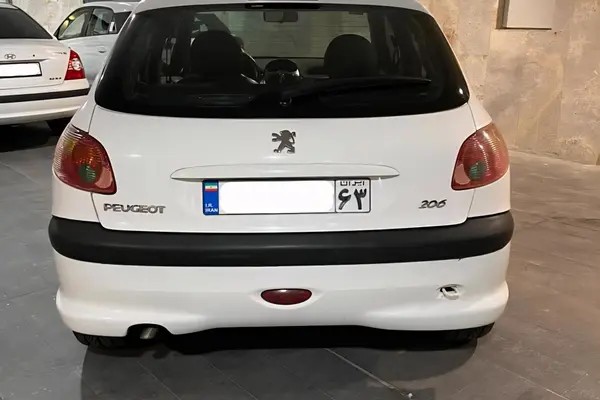 پژو، 206