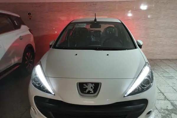 پژو، 207