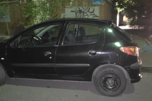 پژو، 206