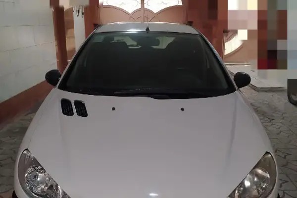 پژو، 206