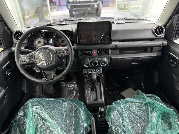 سوزوکی، جیمنی 5 در