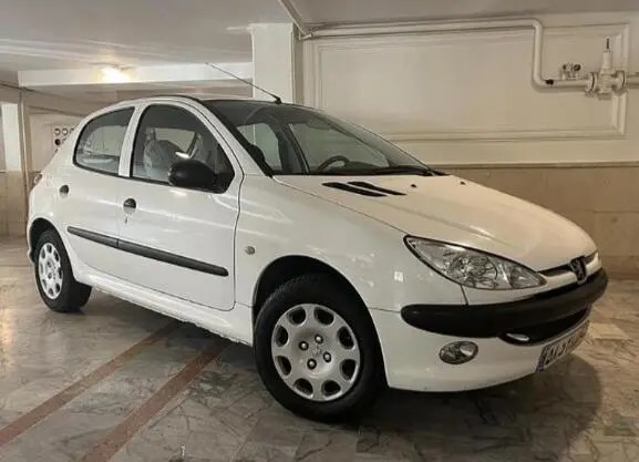 پژو، 206