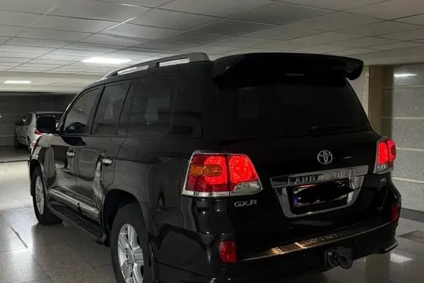تویوتا، لندکروز چهار در