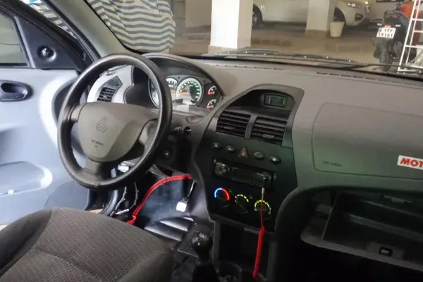 تیبا، هاچ بک
