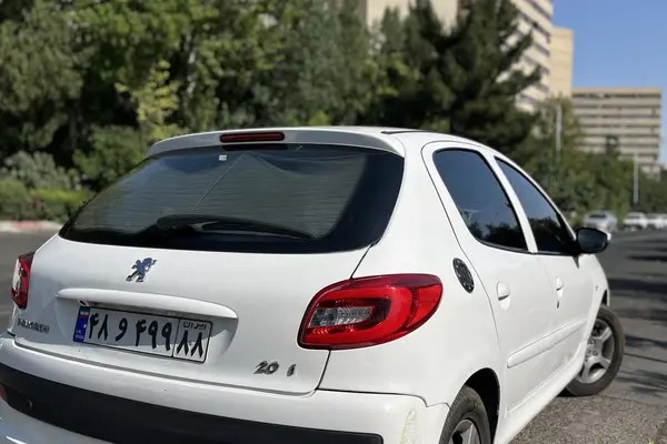 پژو، 207