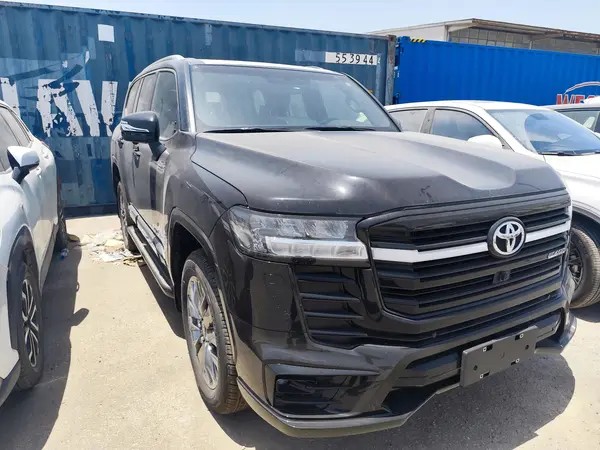 تویوتا، لندکروز چهار در