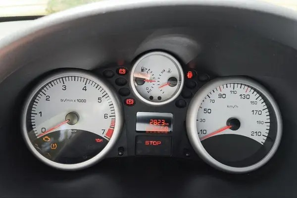 پژو، 207