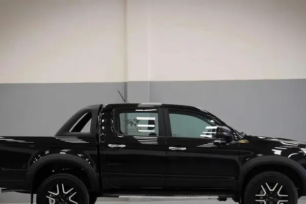 کی ام سی، T8