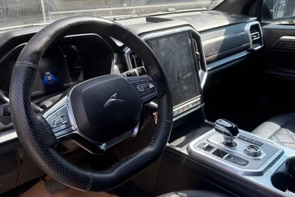 کی ام سی، T9