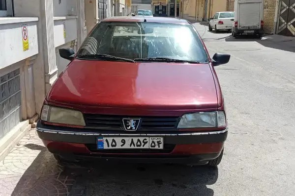 پژو، 405