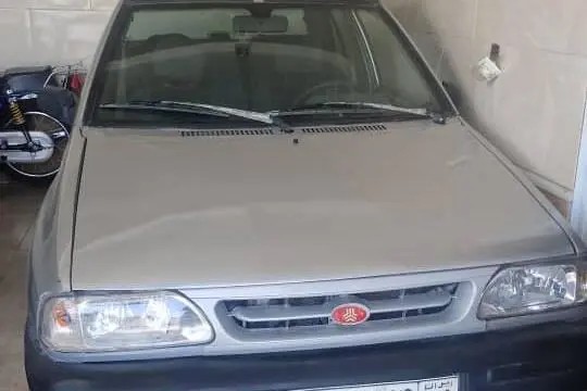 پراید، صندوق دار