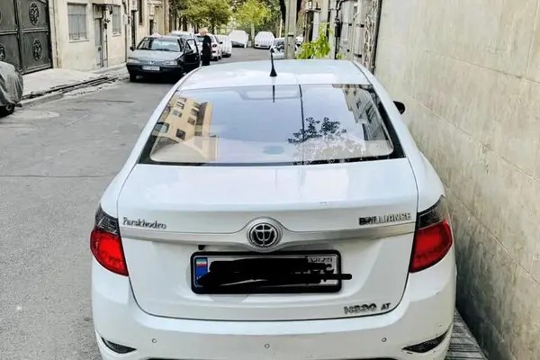 برلیانس، H330