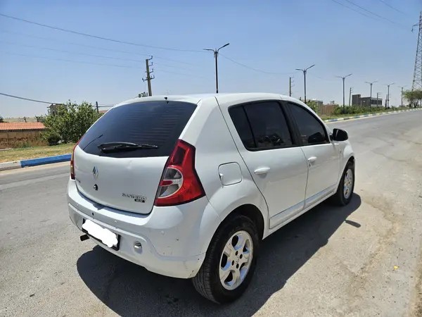 رنو، ساندرو