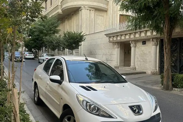 پژو، 207 صندوقدار