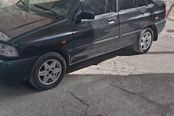 پراید، صندوق دار