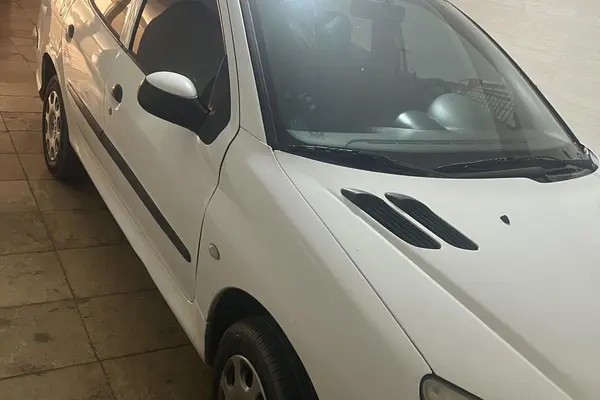 پژو، 206 SD