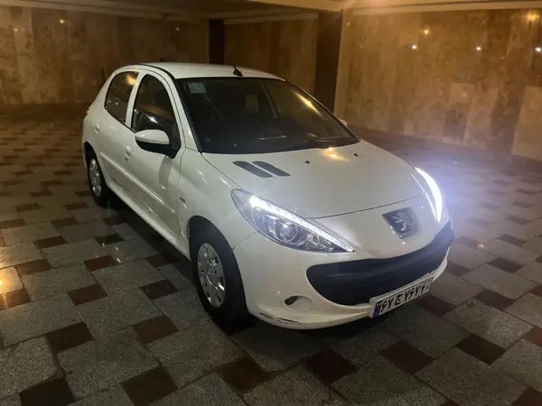 پژو، 207