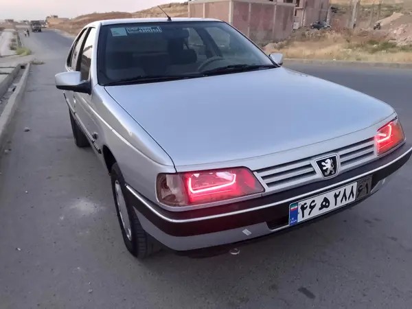 پژو، 405