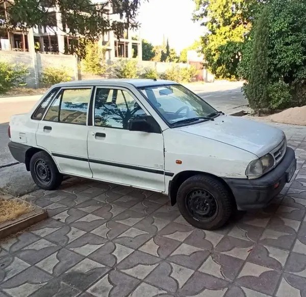 پراید، صندوق دار