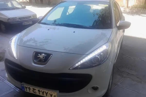 پژو، 207